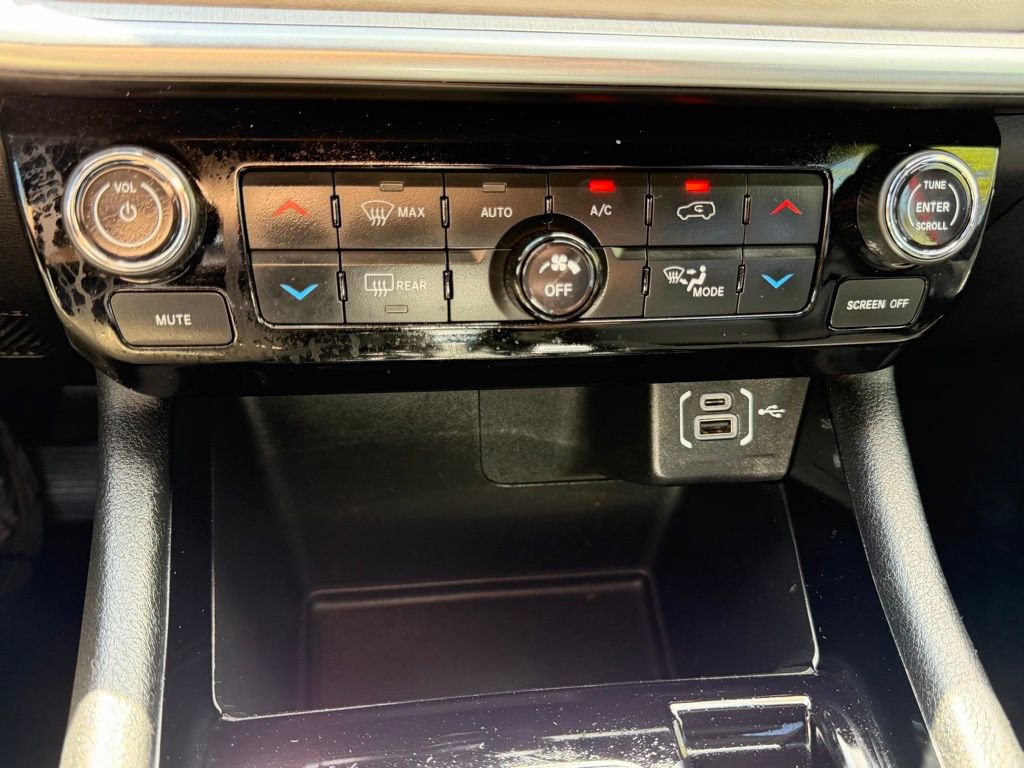 Certified 2025 Jeep Compass Limited AWD/4WD image 26