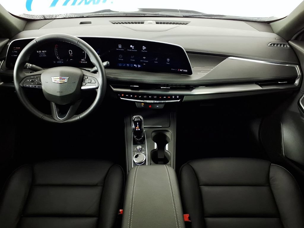Used 2024 Cadillac XT4 Premium Luxury w/ LPO, Floor Liner Package FWD image 13