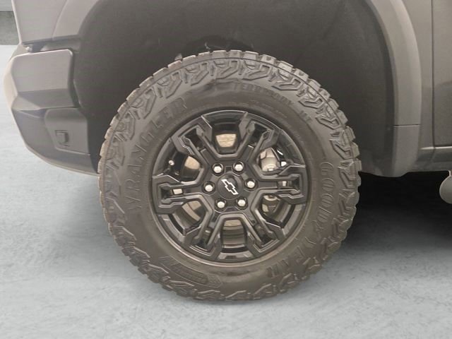 Certified 2025 Chevrolet Silverado 1500 ZR2 w/ Technology Package image 27