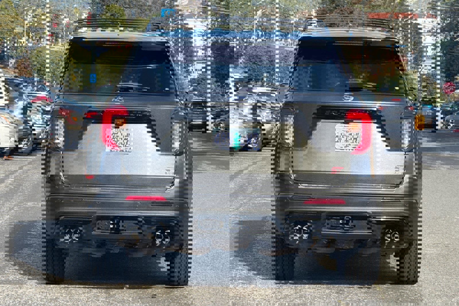 Used 2020 Ford Explorer ST w/ Premium Technology Package image 5