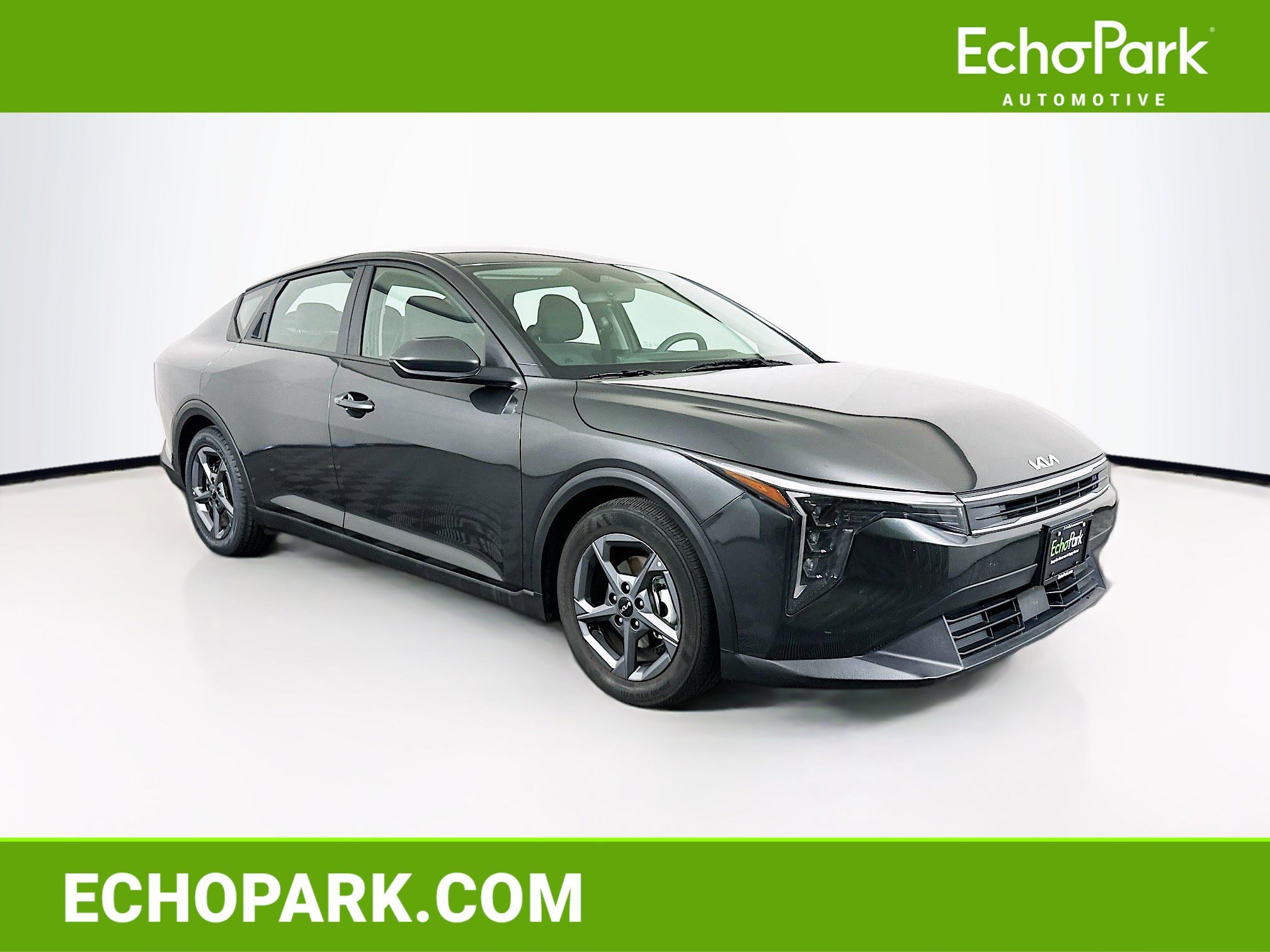 Used 2025 Kia K4 LXS image 1