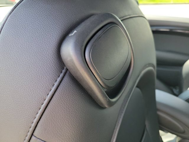 Used 2014 MINI Cooper S FWD image 17