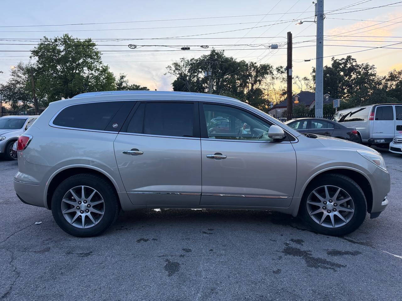 Used 2014 Buick Enclave Leather AWD/4WD image 6