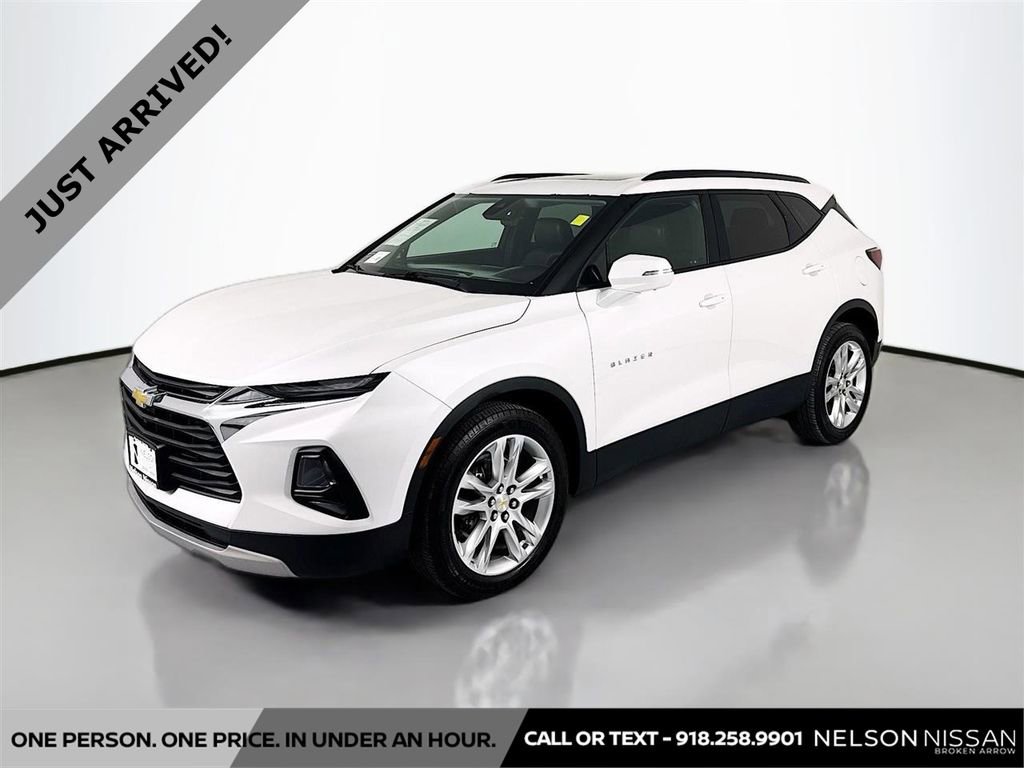 Used 2022 Chevrolet Blazer LT w/ Sound & Technology Package AWD/4WD image 1