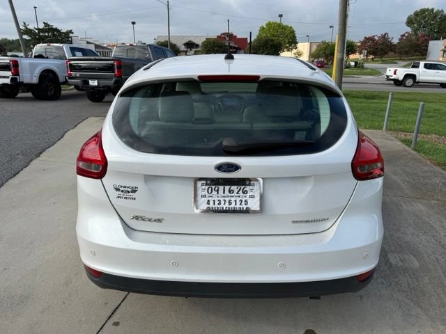 Used 2016 Ford Focus Titanium FWD image 9