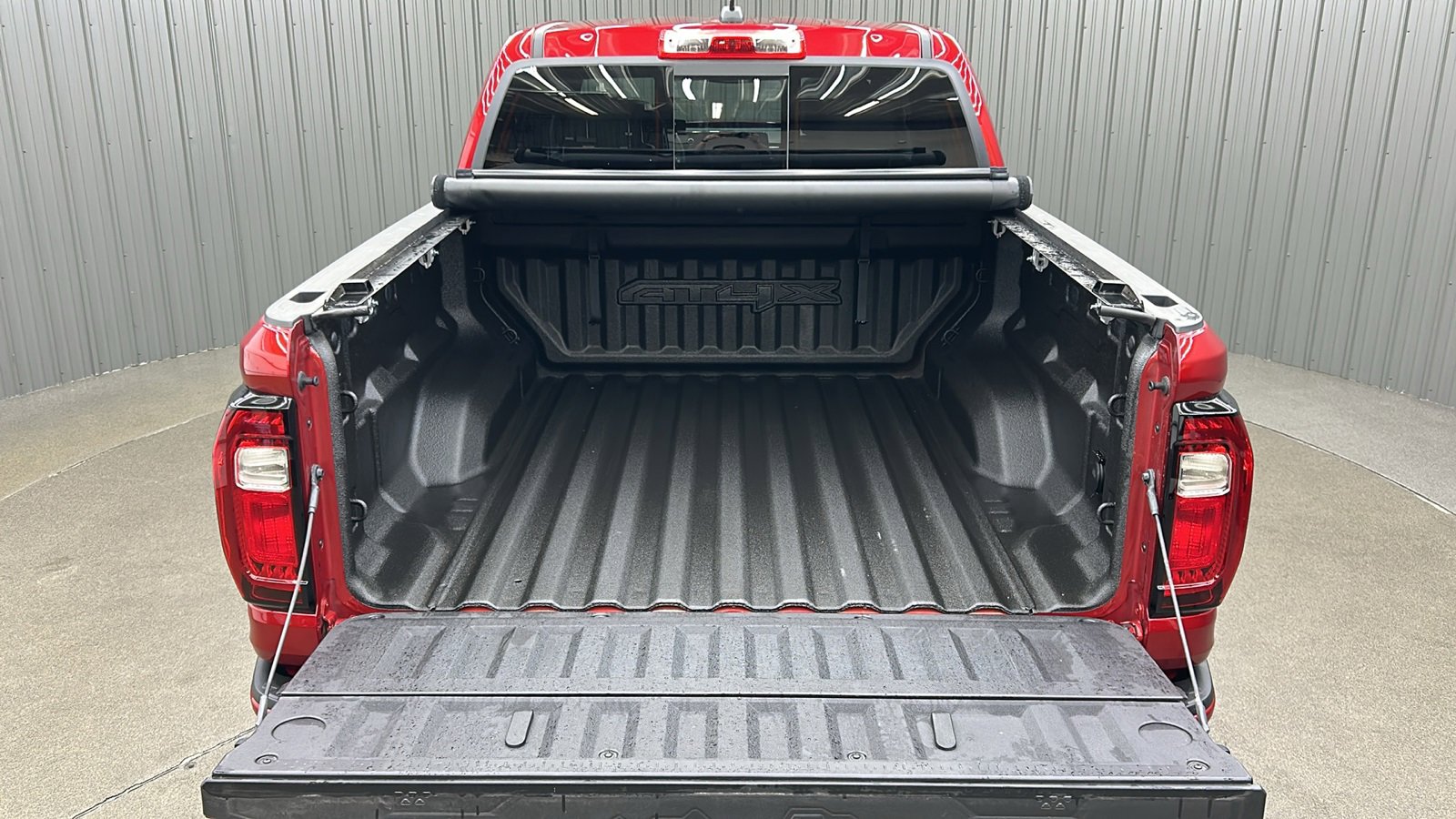 Used 2024 GMC Canyon AT4X image 18