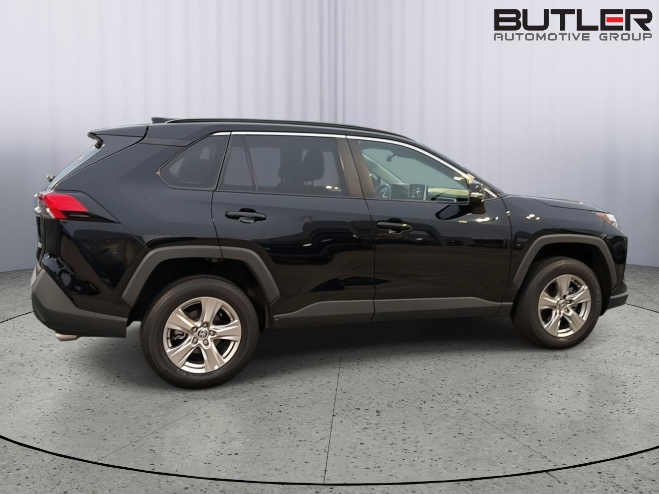 Certified 2023 Toyota RAV4 XLE FWD image 7