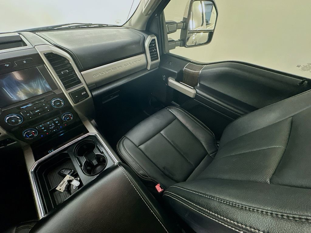 Used 2020 Ford F250 Lariat w/ Lariat Ultimate Package AWD/4WD image 11