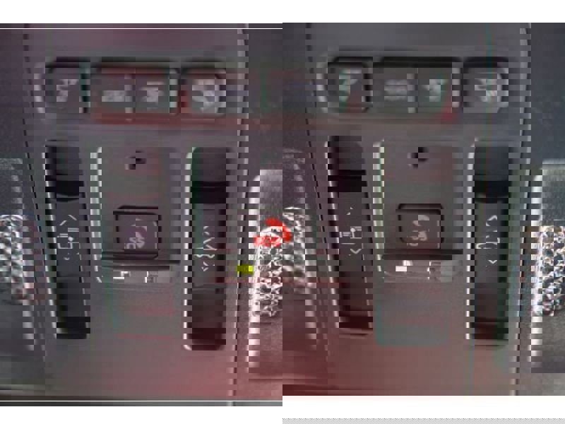 Used 2025 Toyota Camry XSE image 28