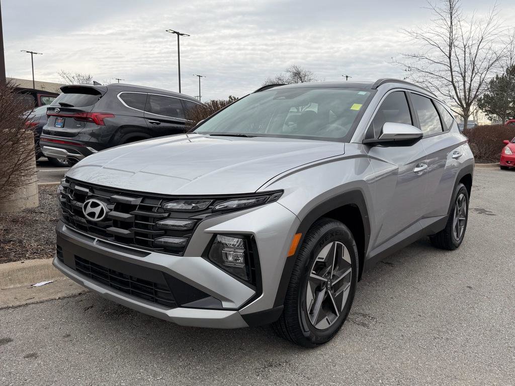 Certified 2025 Hyundai Tucson SEL image 1