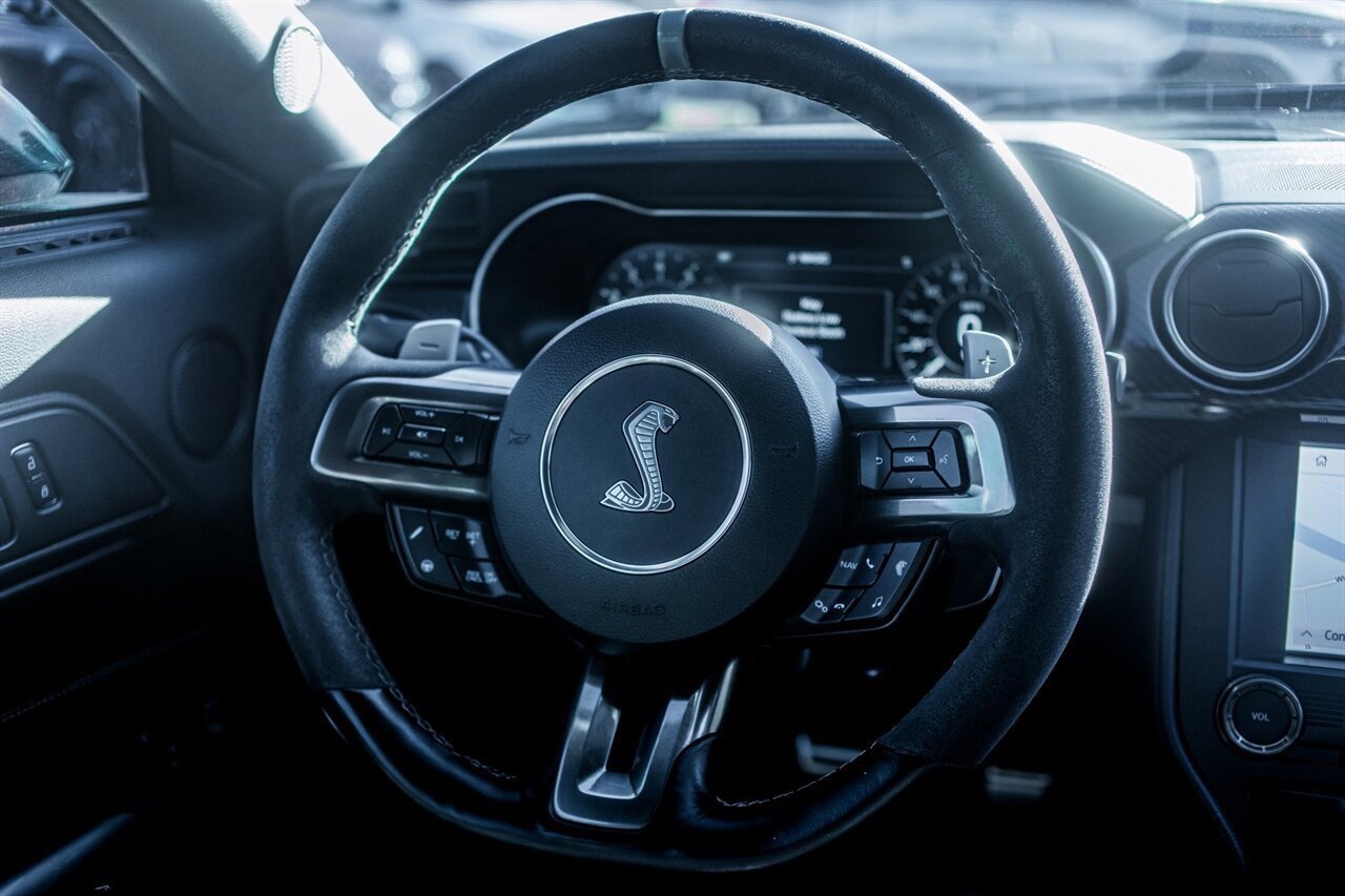 Used 2022 Ford Mustang Shelby GT500 w/ Carbon Fiber Track Pack image 16