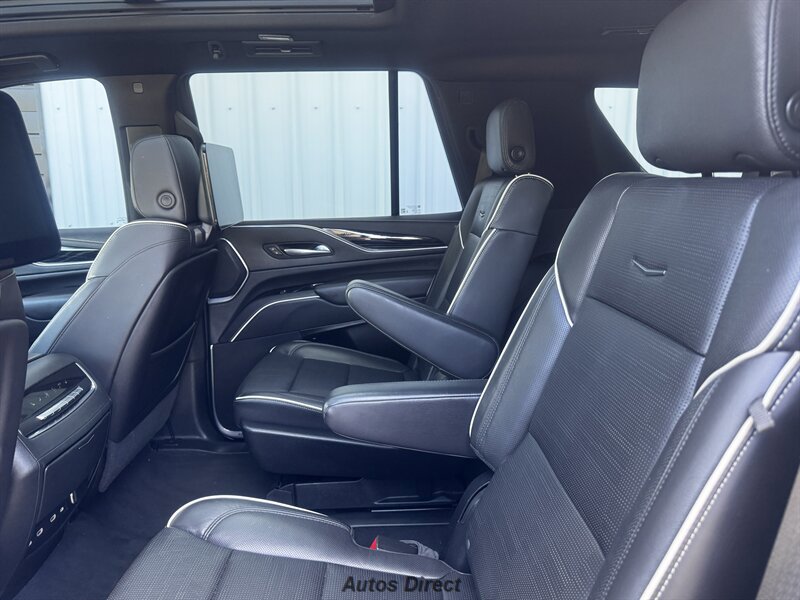 Used 2021 Cadillac Escalade Sport w/ Driver Assist Tech Package AWD/4WD image 35