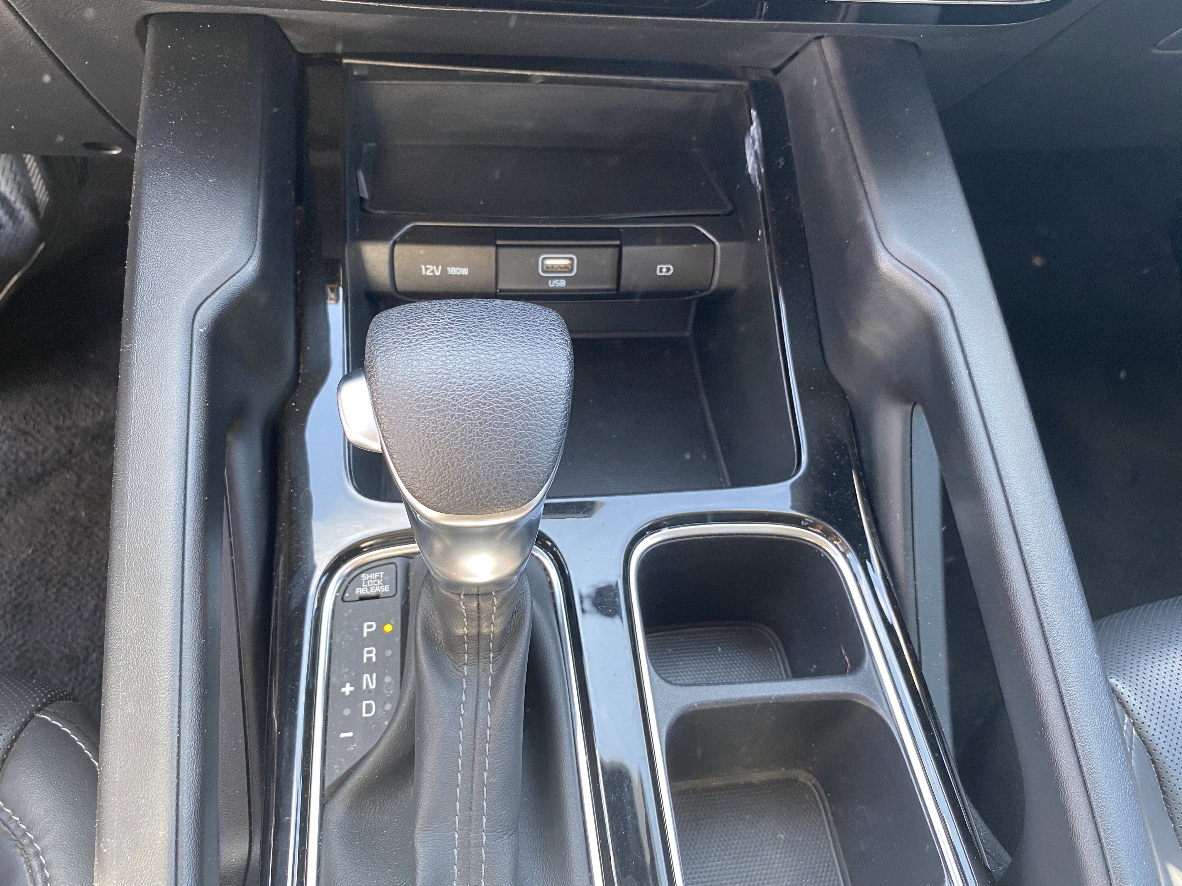 Used 2020 Kia Telluride LX image 26