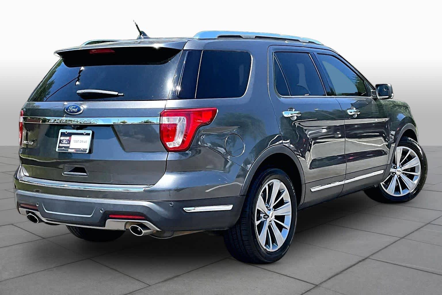 Used 2018 Ford Explorer Limited FWD image 13