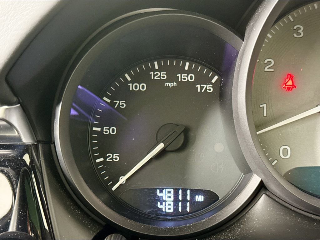 Used 2024 Porsche Macan S image 11