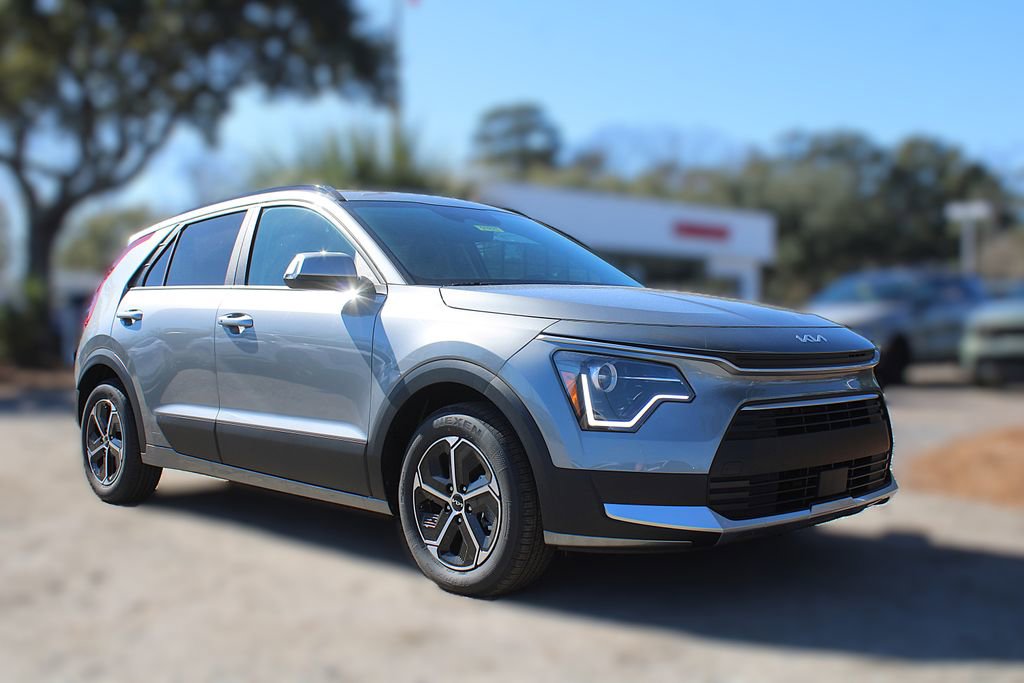 New 2026 Kia Niro EX FWD image 3