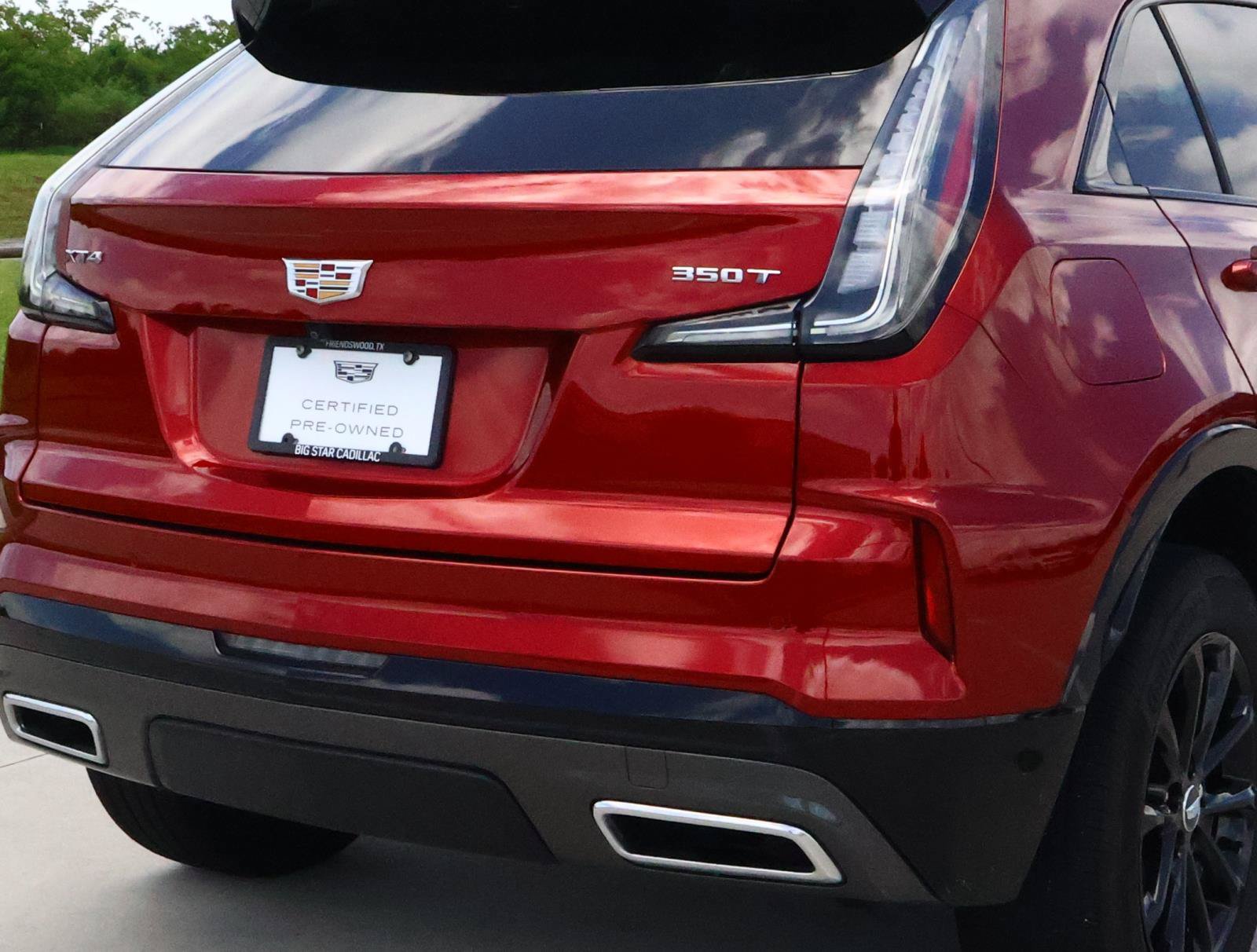 Used 2024 Cadillac XT4 Sport w/ Cold Weather Package FWD image 11