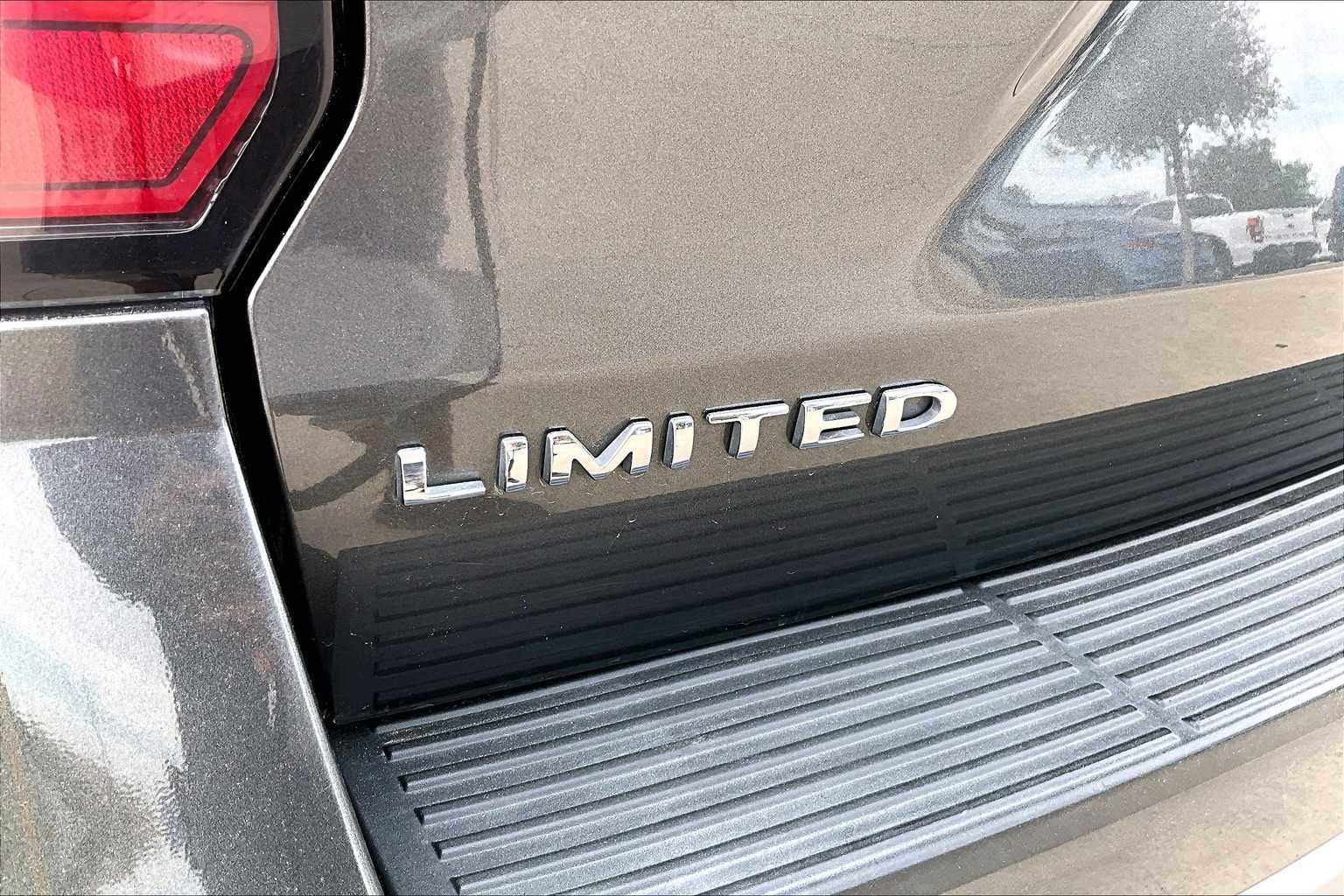 Used 2021 Ford Expedition Max Limited image 10