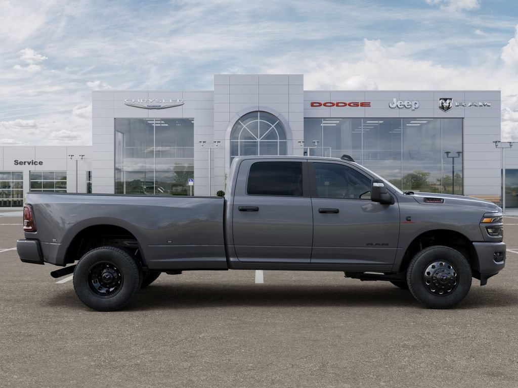 New 2026 RAM 3500 Big Horn AWD/4WD image 21