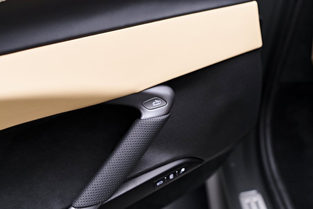 Used 2023 Ferrari 296 GTB image 46