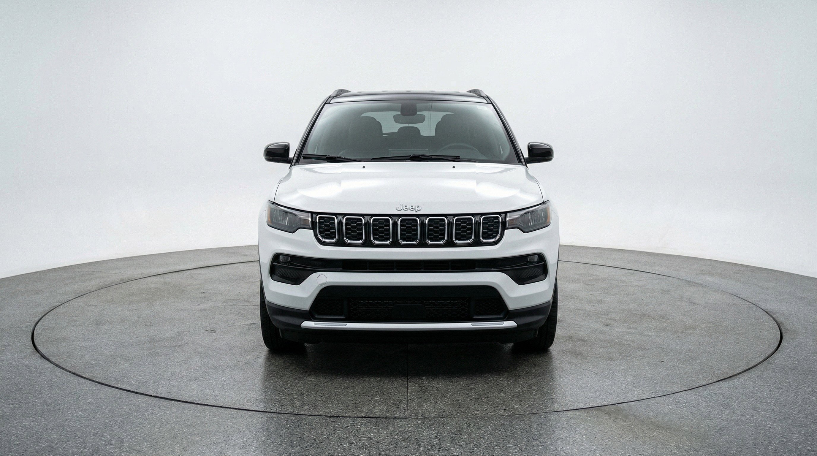 Used 2025 Jeep Compass Limited AWD/4WD image 2