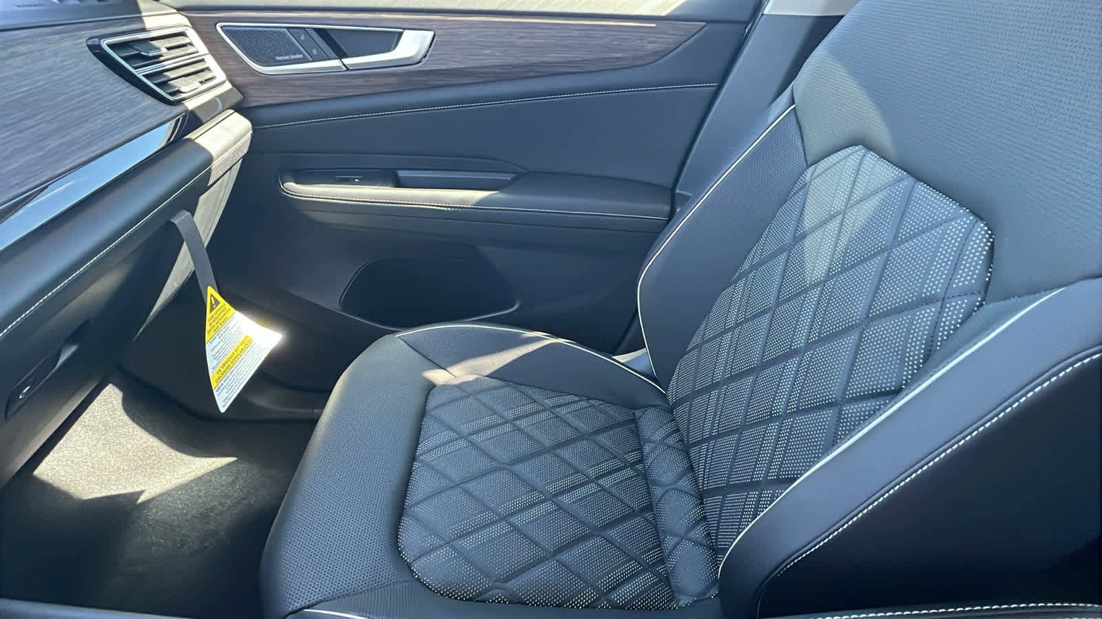 New 2026 Volkswagen Atlas SEL Premium R-Line image 12