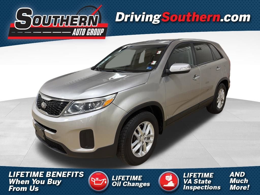 Used 2015 Kia Sorento LX image 1