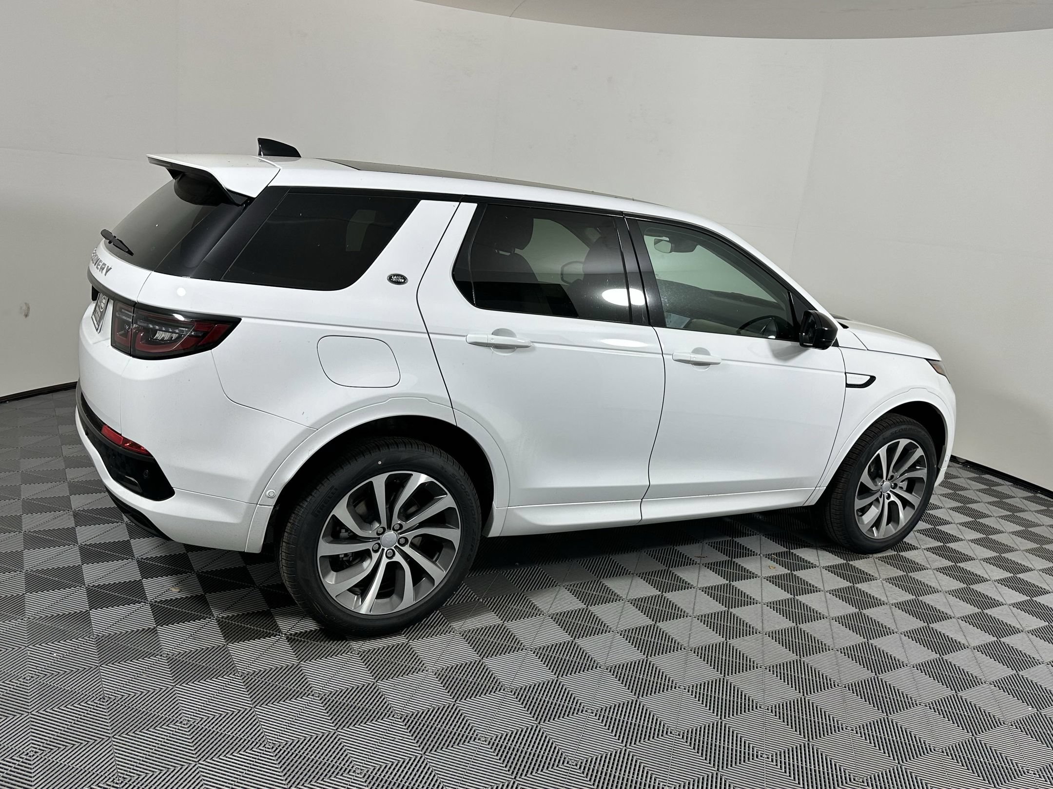 Certified 2025 Land Rover Discovery Sport S AWD/4WD image 17