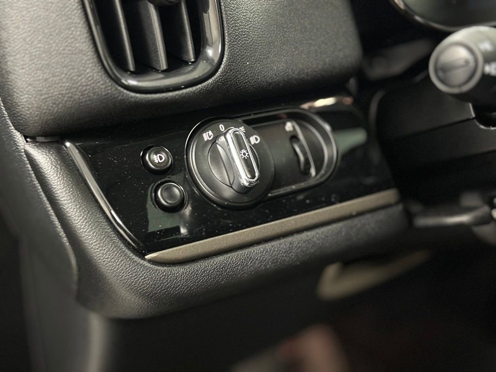 Used 2022 MINI Cooper Countryman S FWD image 16