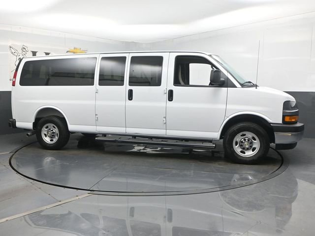 New 2025 Chevrolet Express 3500 LT w/ LT Preferred Equipment Group RWD image 1