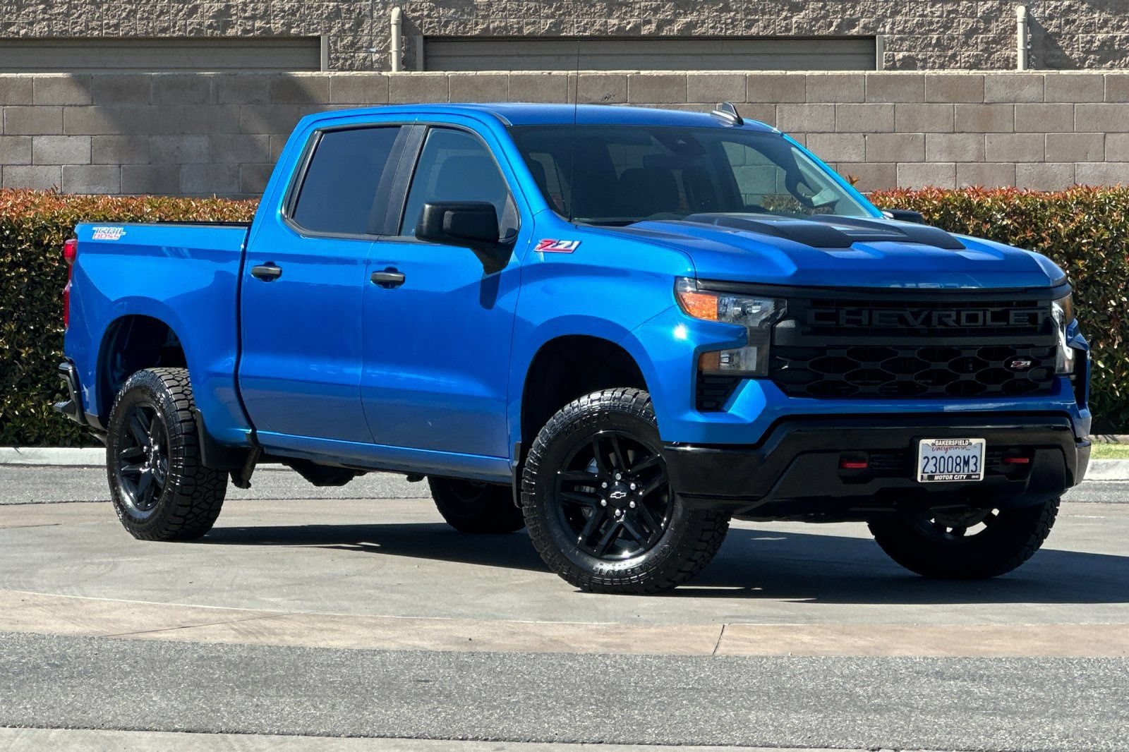 Certified 2022 Chevrolet Silverado 1500 Custom Trail Boss AWD/4WD image 2