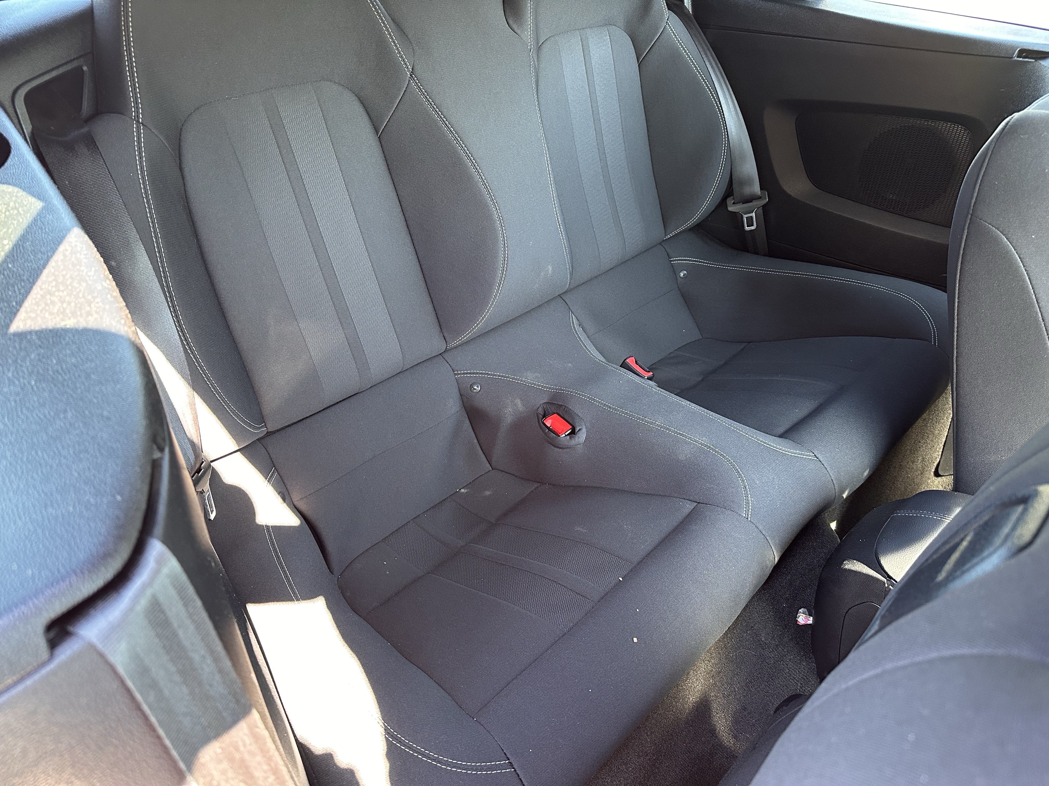 Used 2018 Ford Mustang Convertible RWD image 14