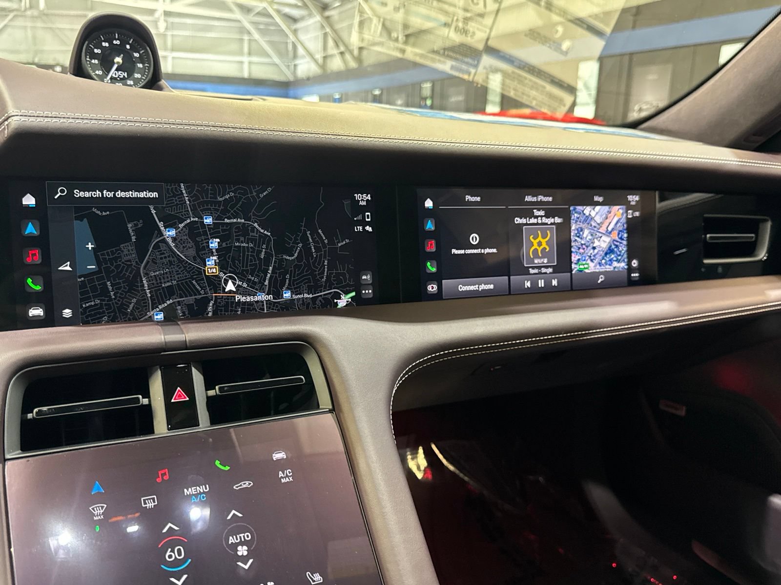 Used 2023 Porsche Taycan Turbo AWD/4WD image 36