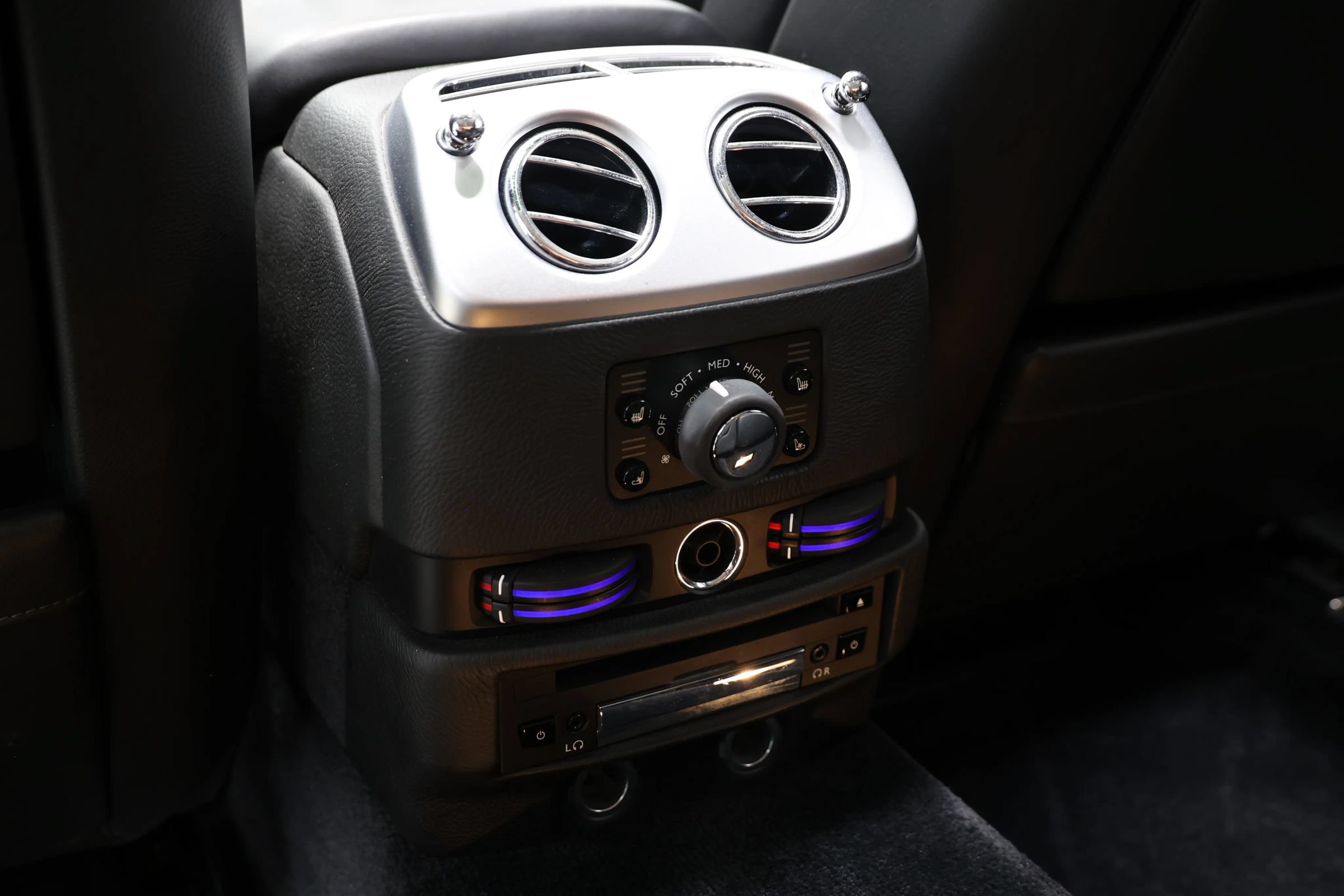 Used 2013 Rolls-Royce Ghost RWD image 77