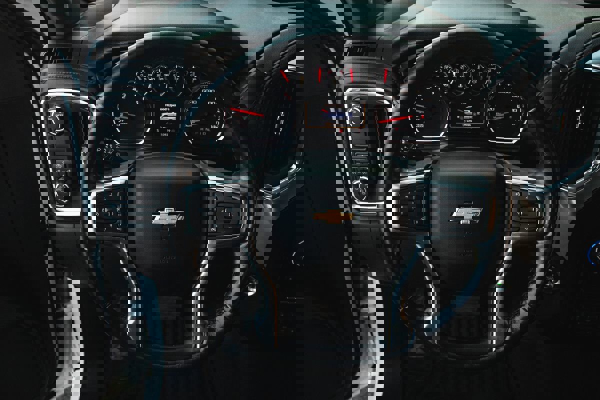 Used 2020 Chevrolet Silverado 1500 LT w/ All-Star Edition image 28