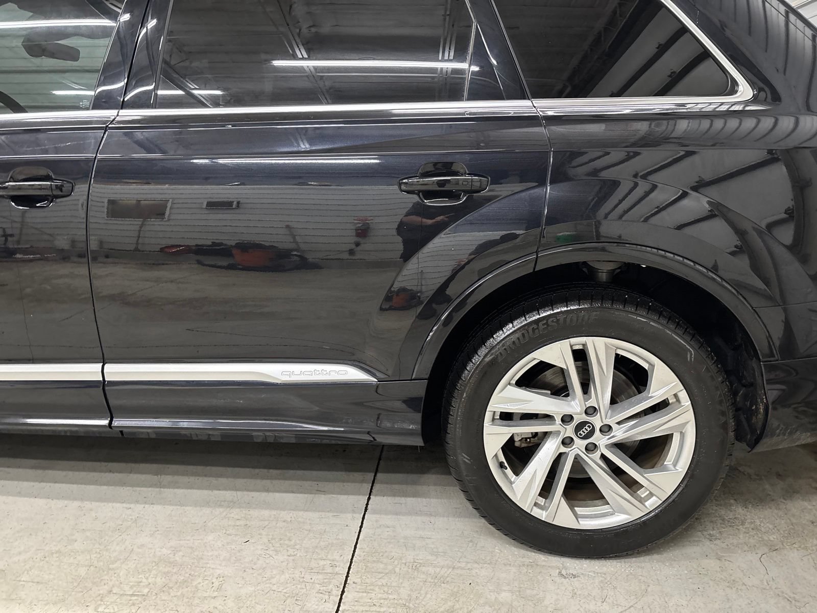 Used 2021 Audi Q7 3.0T Premium Plus w/ Premium Plus Package AWD/4WD image 8