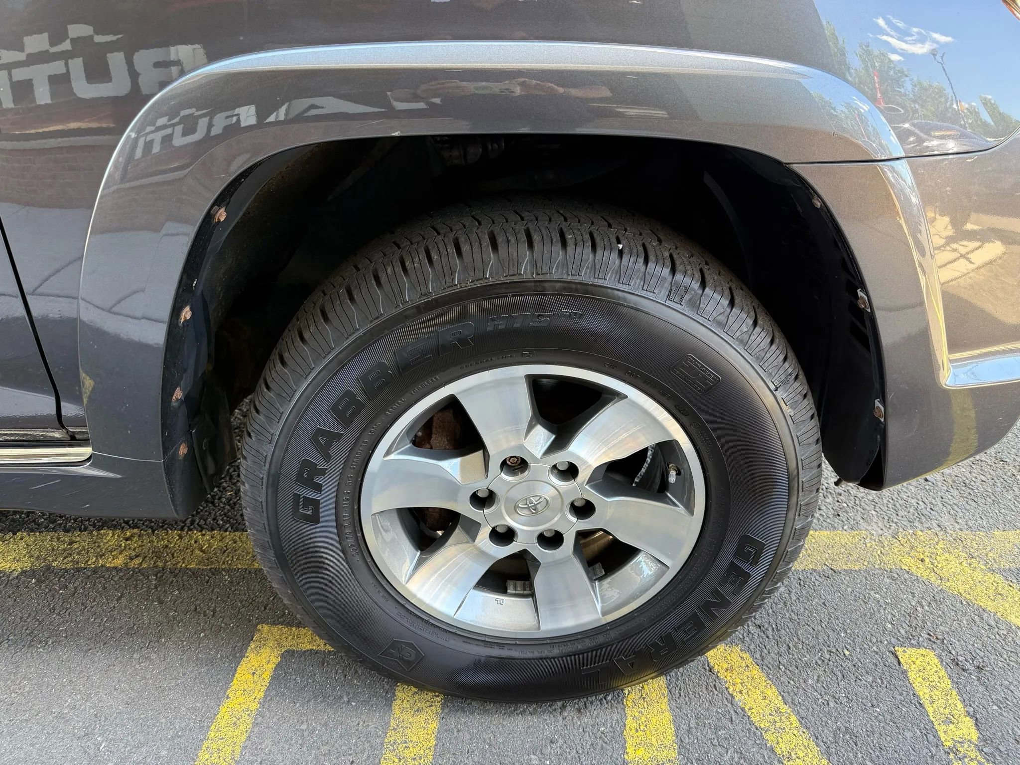 Used 2010 Toyota 4Runner SR5 image 35