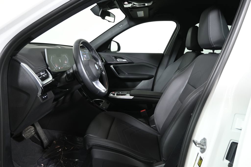 Certified 2023 BMW X1 xDrive28i image 3