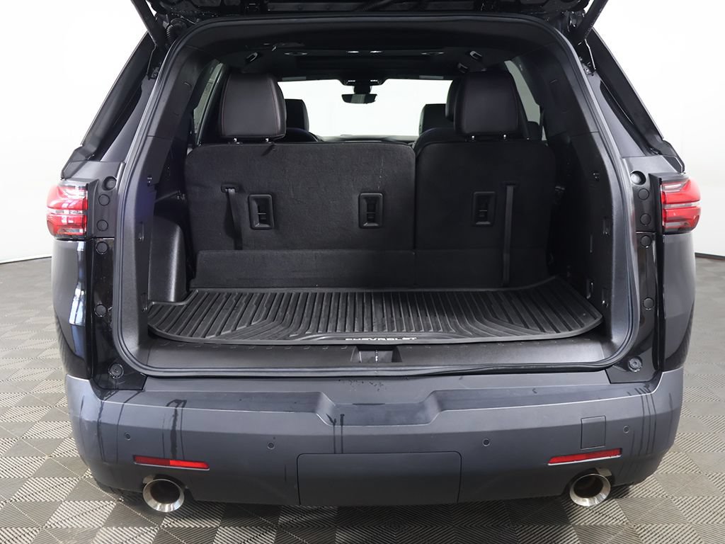 Used 2023 Chevrolet Traverse RS AWD/4WD image 23