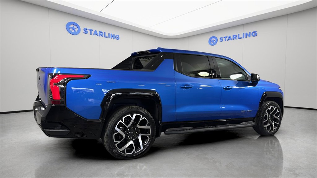 Used 2025 Chevrolet Silverado EV RST image 10