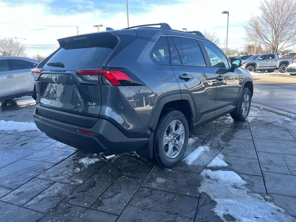 New 2025 Toyota RAV4 XLE image 5