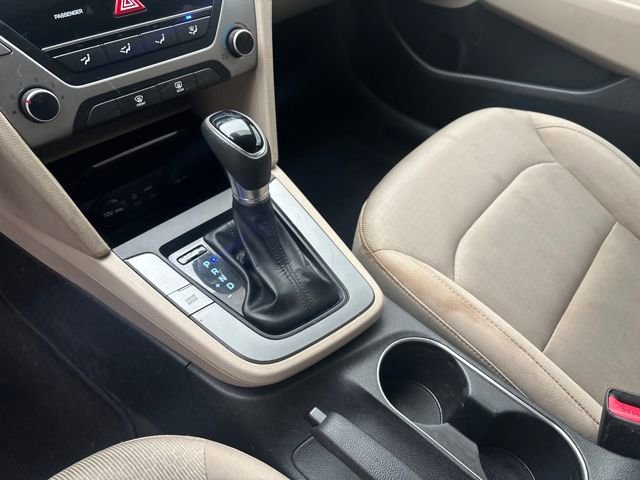Used 2018 Hyundai Elantra SE w/ SE Connectivity Package 04 image 21