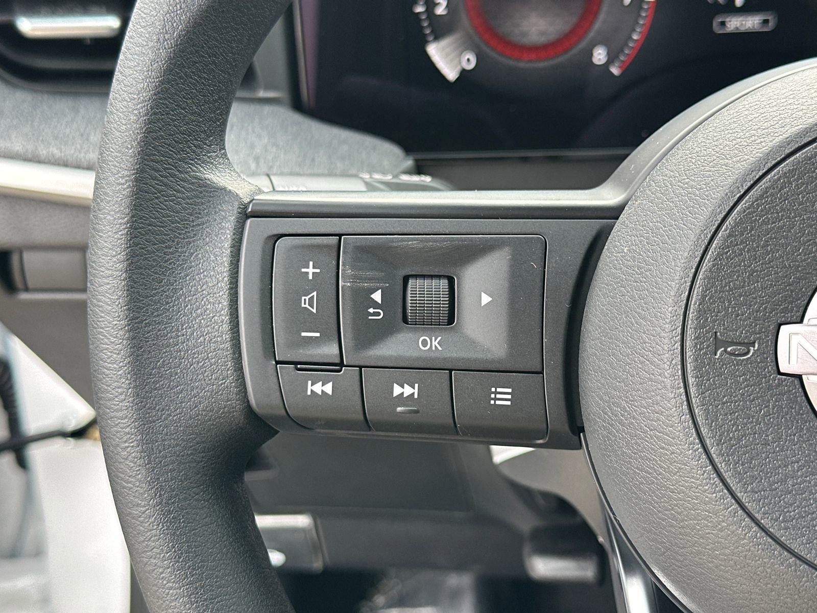 New 2026 Nissan Kicks S image 25