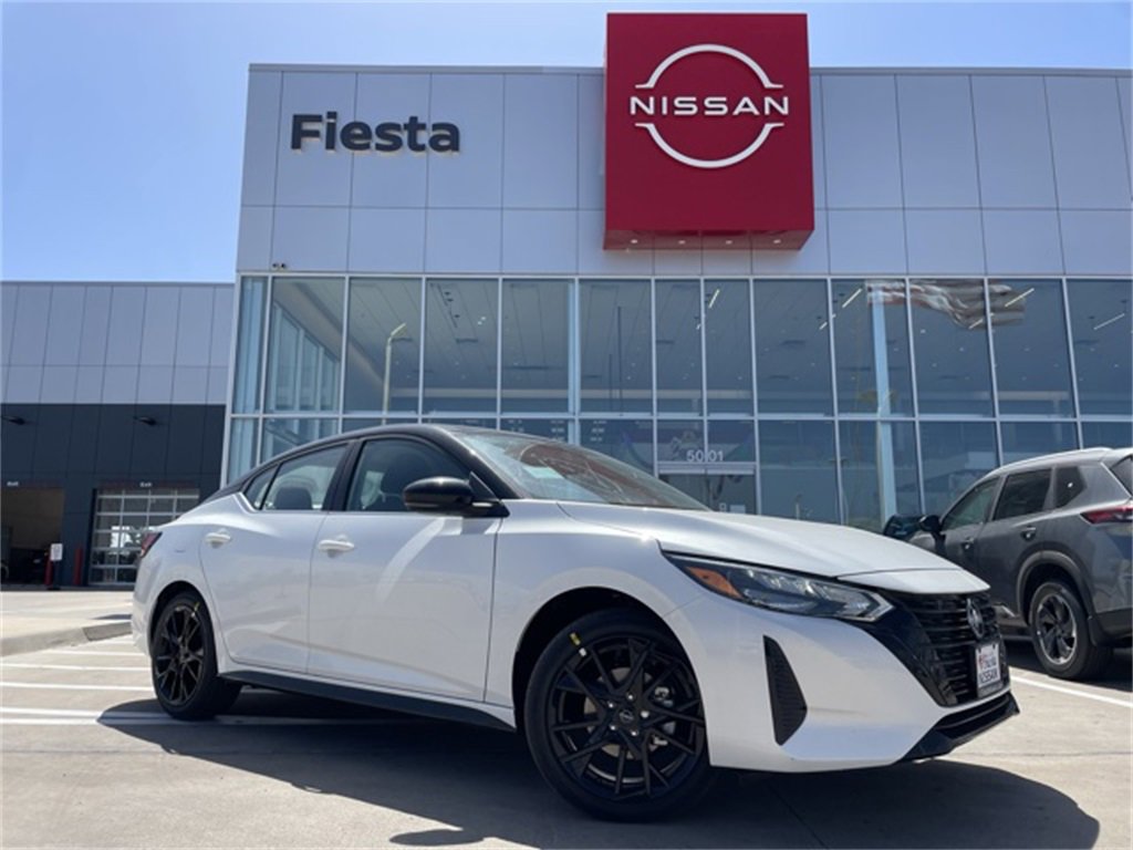 New 2025 Nissan Sentra SR w/ Midnight Edition