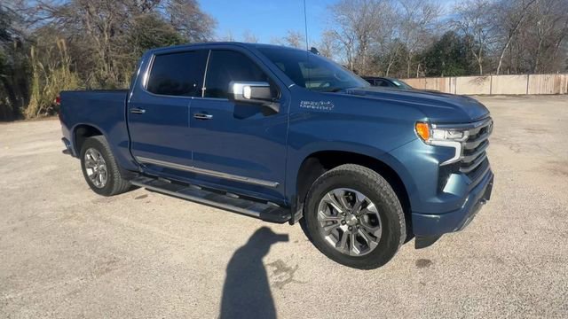 Certified 2024 Chevrolet Silverado 1500 High Country w/ Technology Package image 2