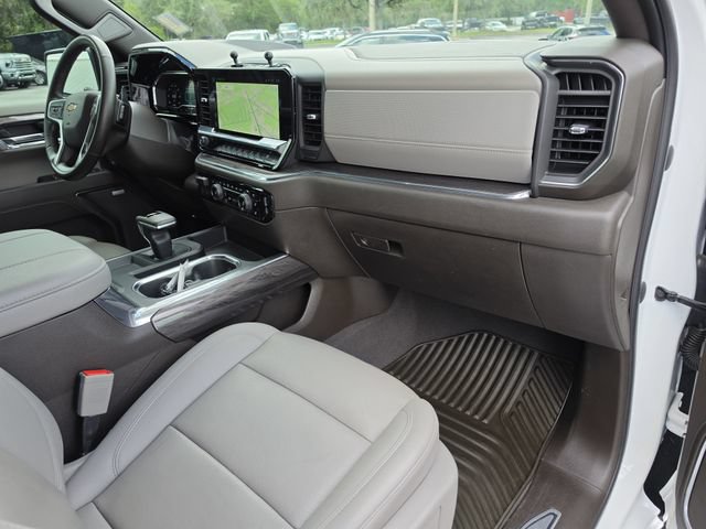Used 2023 Chevrolet Silverado 1500 LTZ w/ Technology Package AWD/4WD image 16