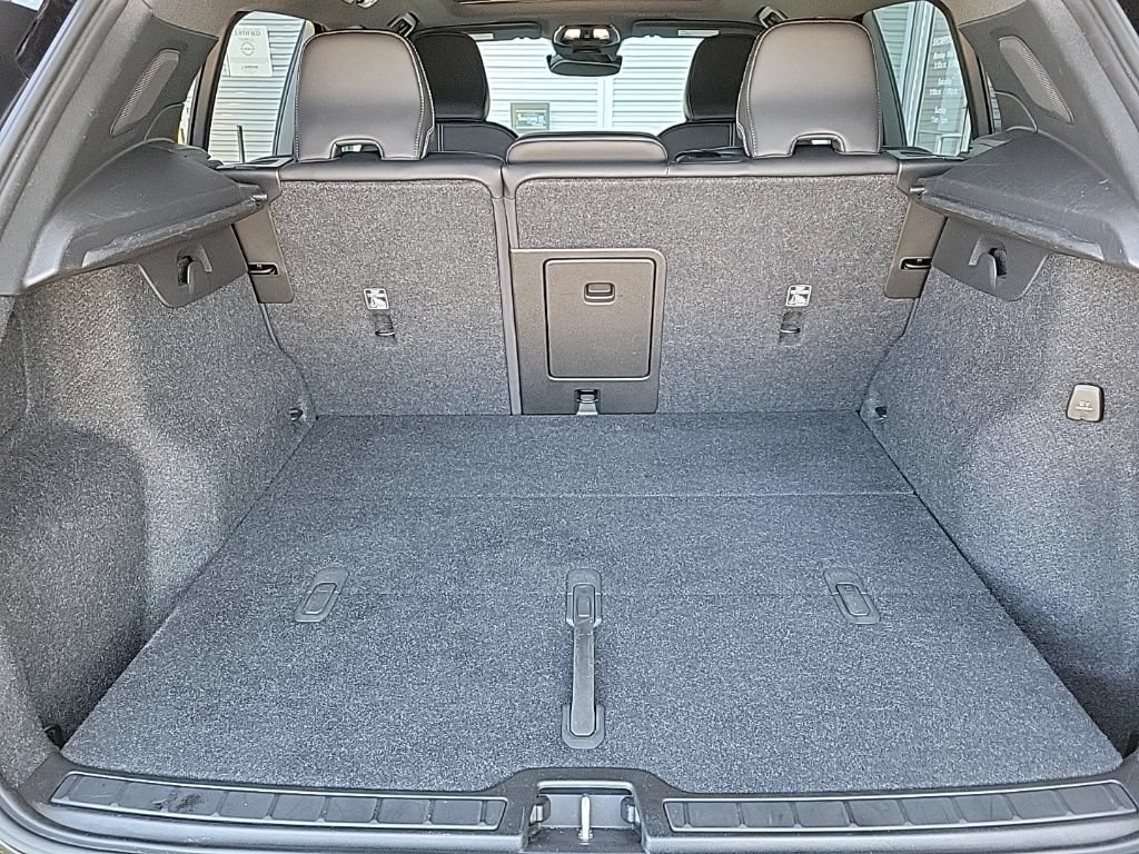 Used 2021 Volvo XC40 P8 Recharge AWD/4WD image 18
