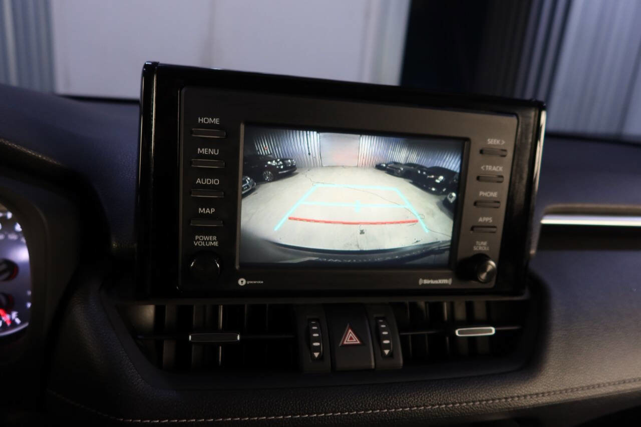Used 2020 Toyota RAV4 XLE Premium image 20