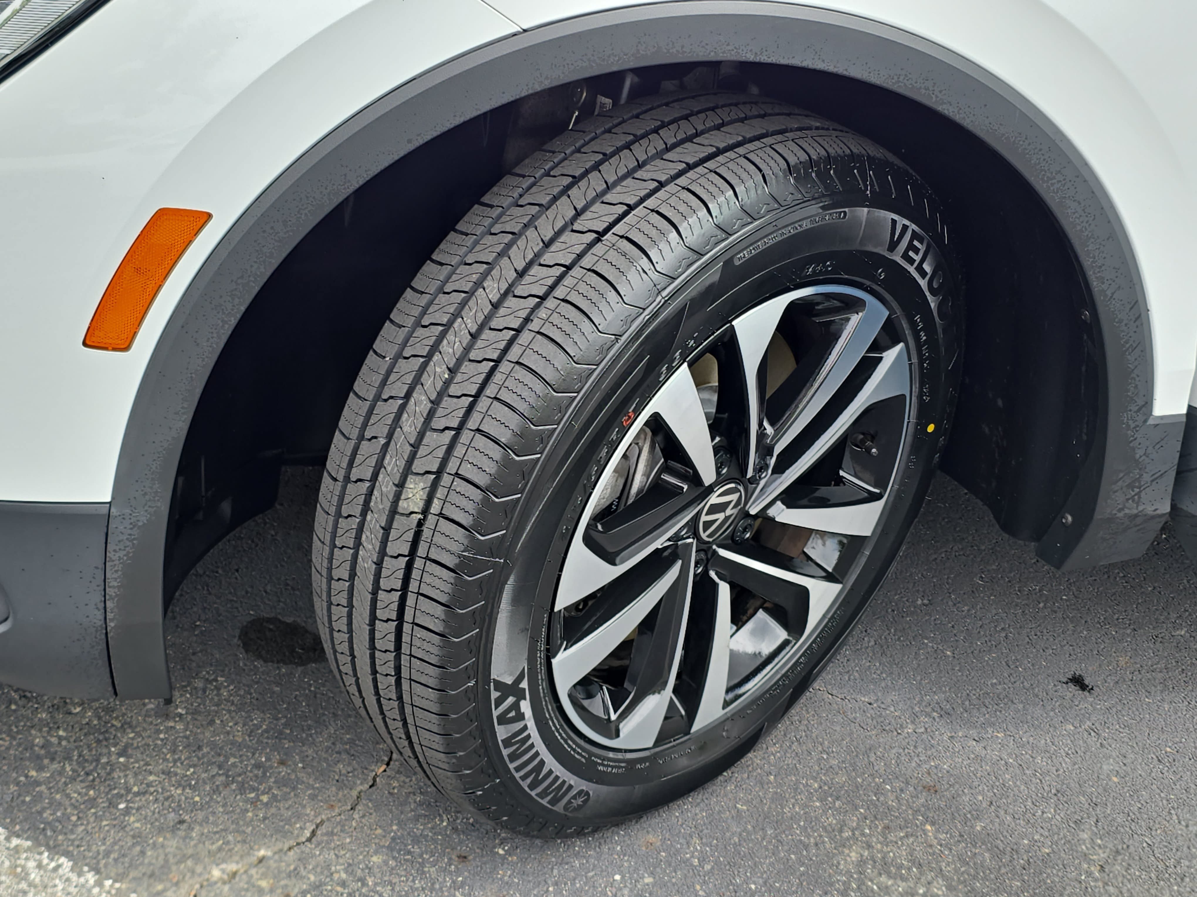 Certified 2023 Volkswagen Tiguan S FWD image 32