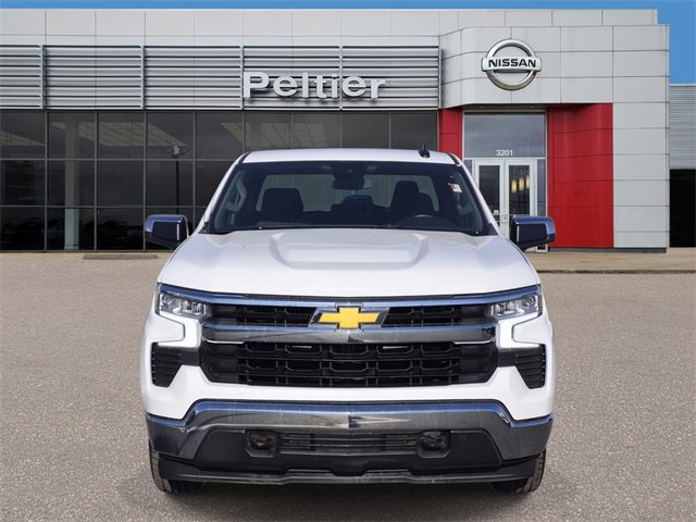 Used 2023 Chevrolet Silverado 1500 LT w/ Protection Package image 2